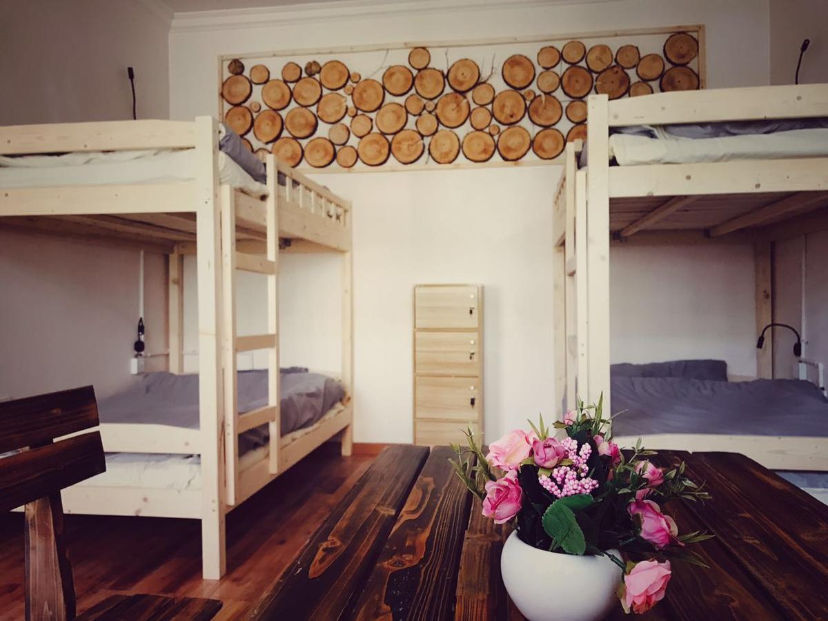 שנגרי - לה The Moon Bird Hostel מראה חיצוני תמונה