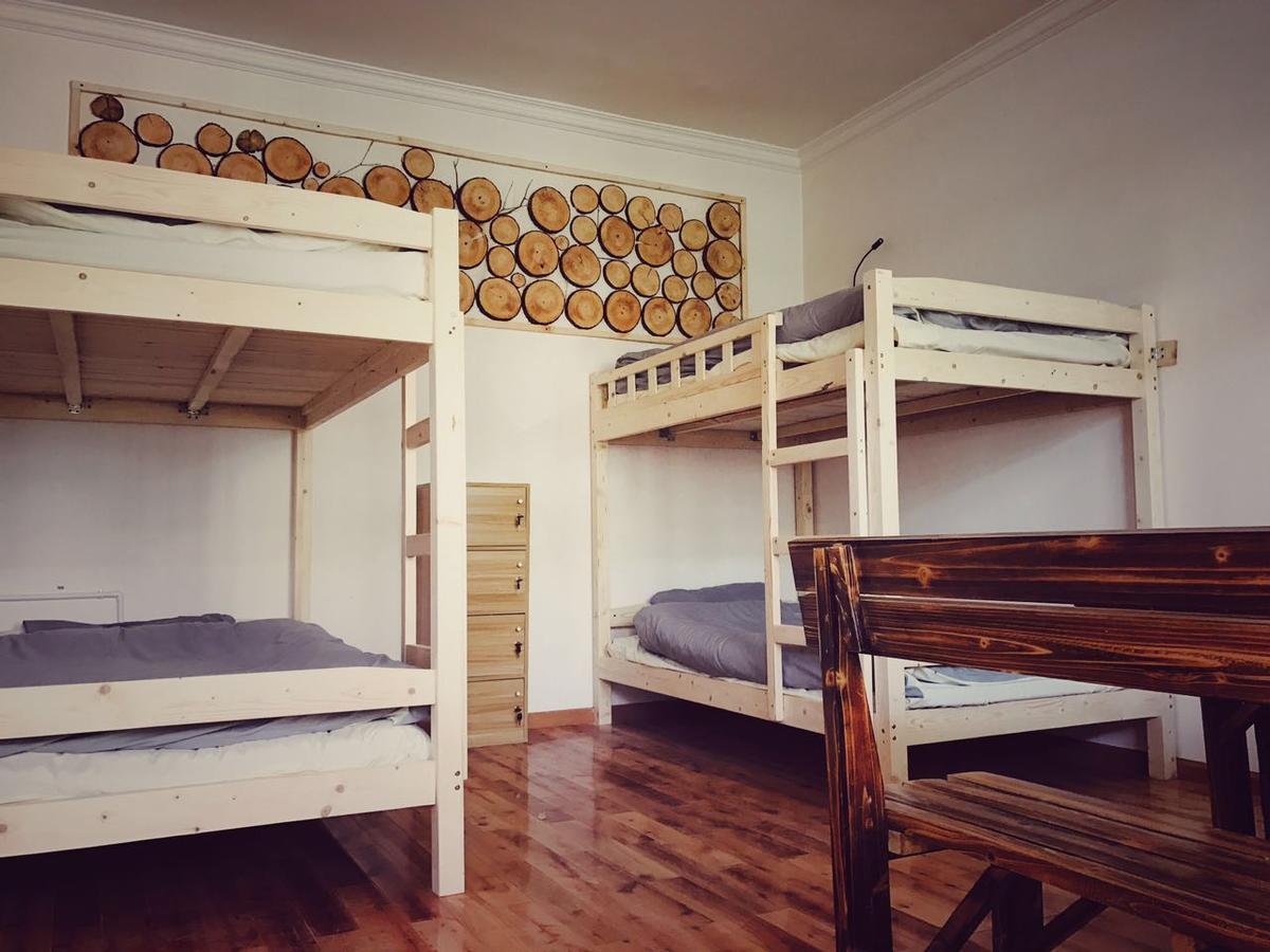 שנגרי - לה The Moon Bird Hostel מראה חיצוני תמונה