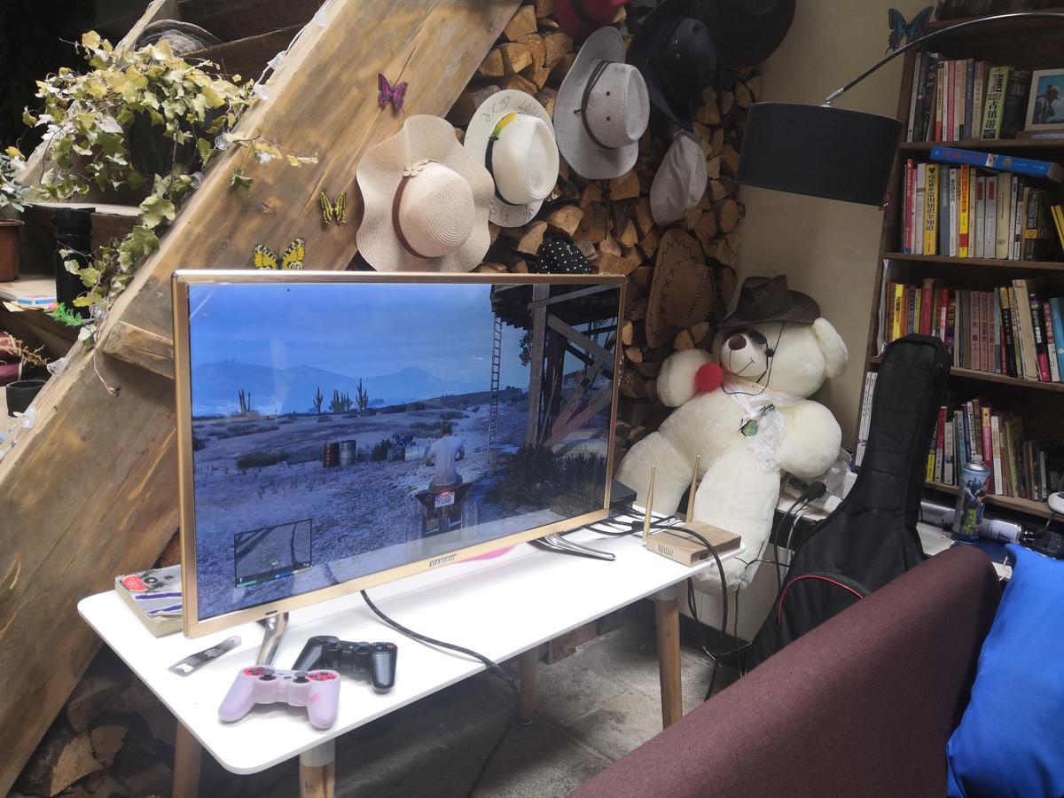 שנגרי - לה The Moon Bird Hostel מראה חיצוני תמונה
